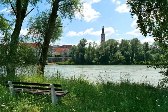 Braunau am Inn, Österreich: Relaxter Aussichtspunkt in der Stadt