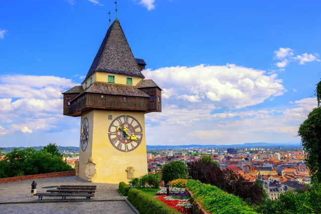 Der mittelalterliche Uhrturm Uhrturm ist ein Symbol von Graz, Österreich
