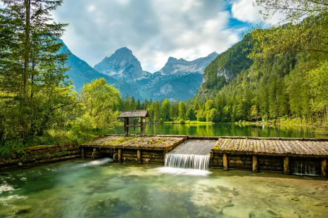 Berühmter grüner See Schiederweiher bei Dorf Hinterstoder. Klicke hier um auf die Seite Veranstaltungen in Kirchdorf an der Krems zu wechseln
